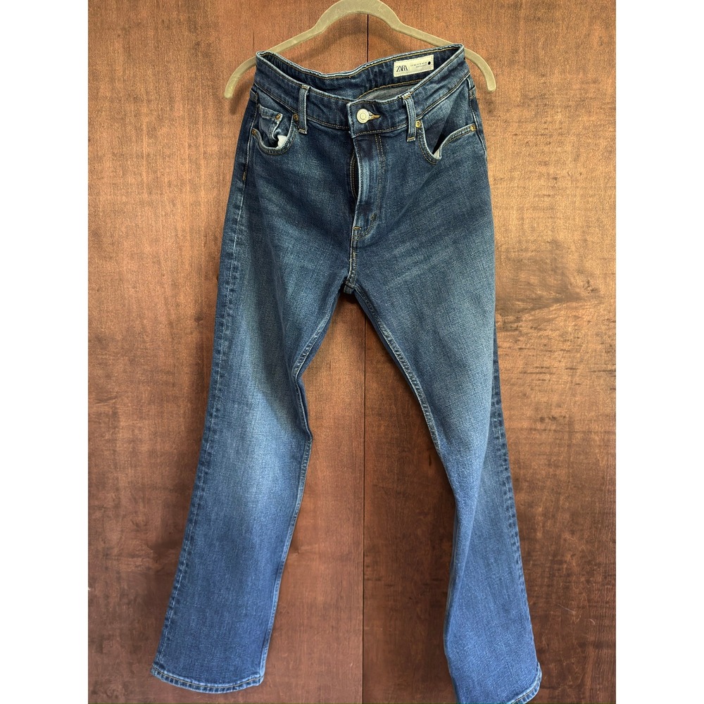 Zara Basic Z1975 Denim Slim Flare Jeans Medium Wash Blue Womens Size 10 EUR 42